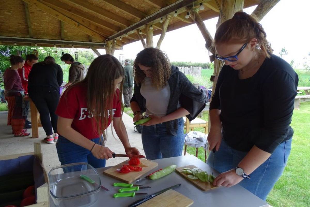 Młodzież z LO im. Cz.Tańskiego na Skierniewickim Festiwalu Nauki