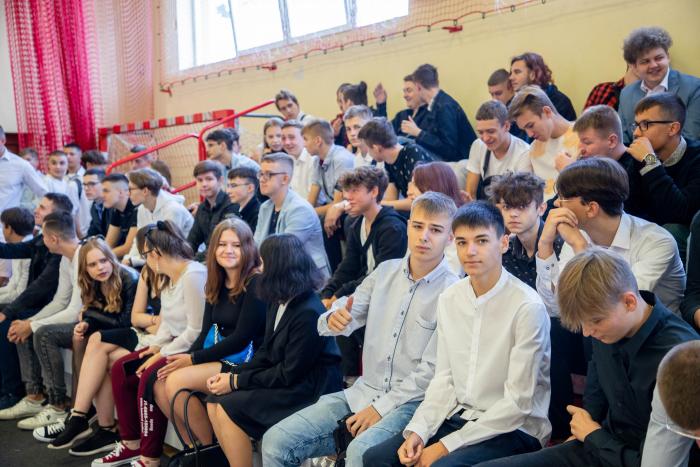 Uczniowie znów rozpoczęli naukę